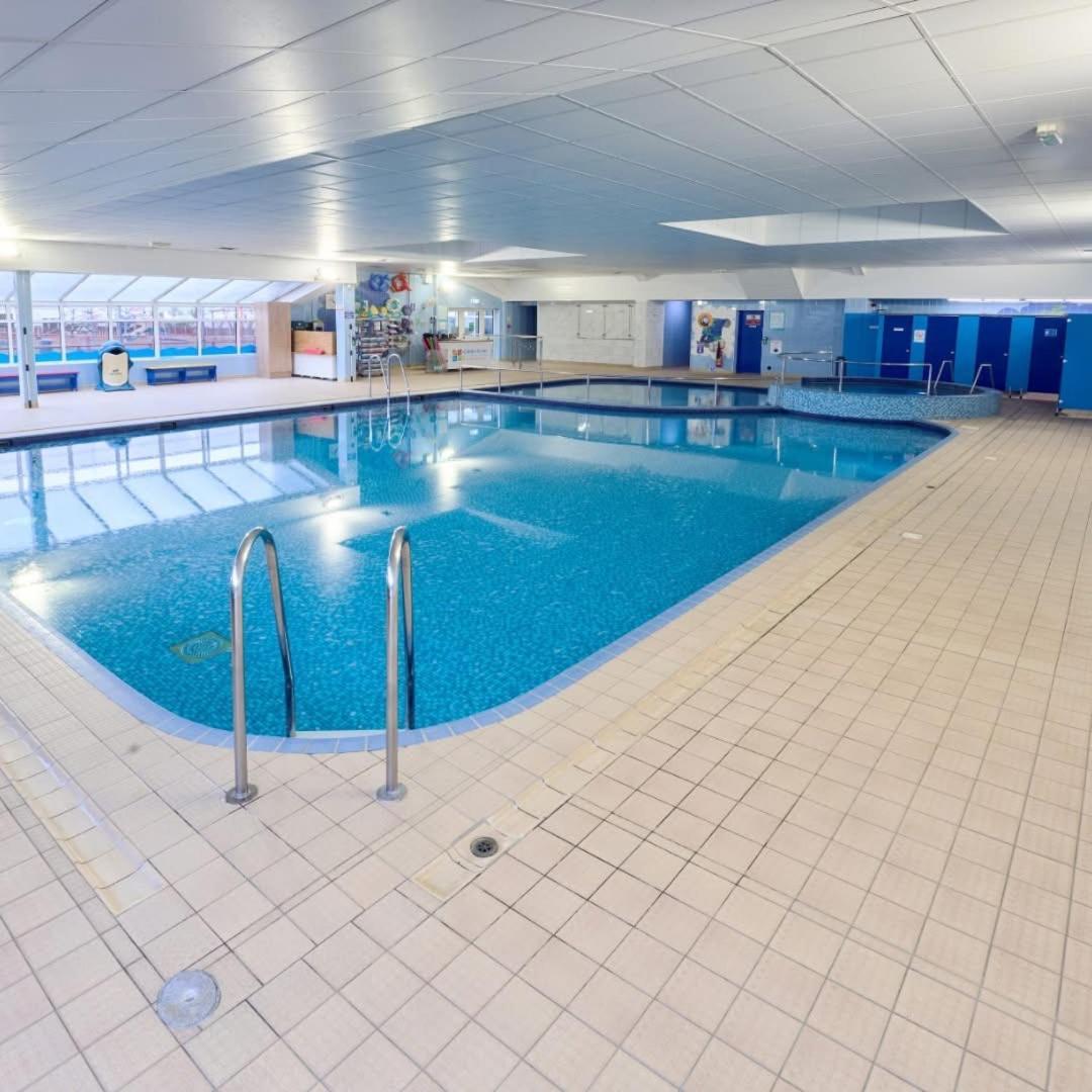 Oaken Caravan - Golden Sands Away Resorts Kinmel Bay Esterno foto