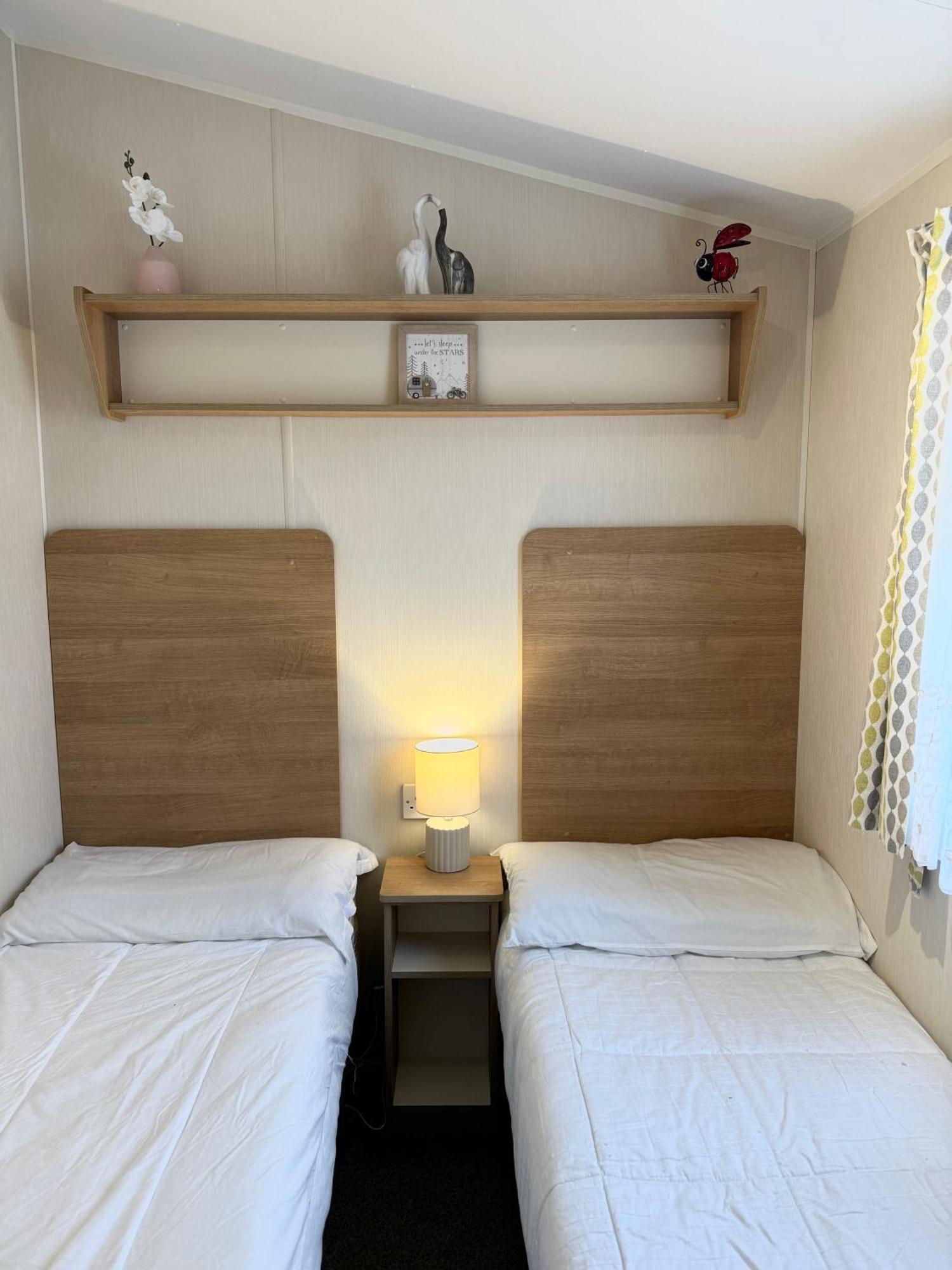 Oaken Caravan - Golden Sands Away Resorts Kinmel Bay Esterno foto
