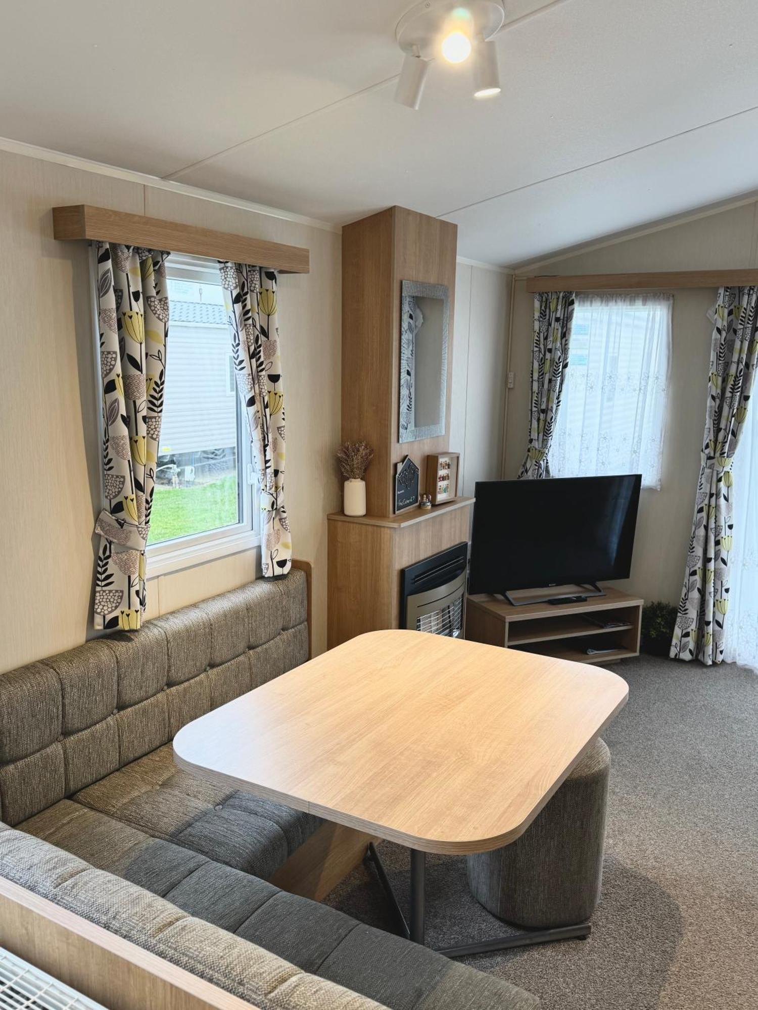 Oaken Caravan - Golden Sands Away Resorts Kinmel Bay Esterno foto